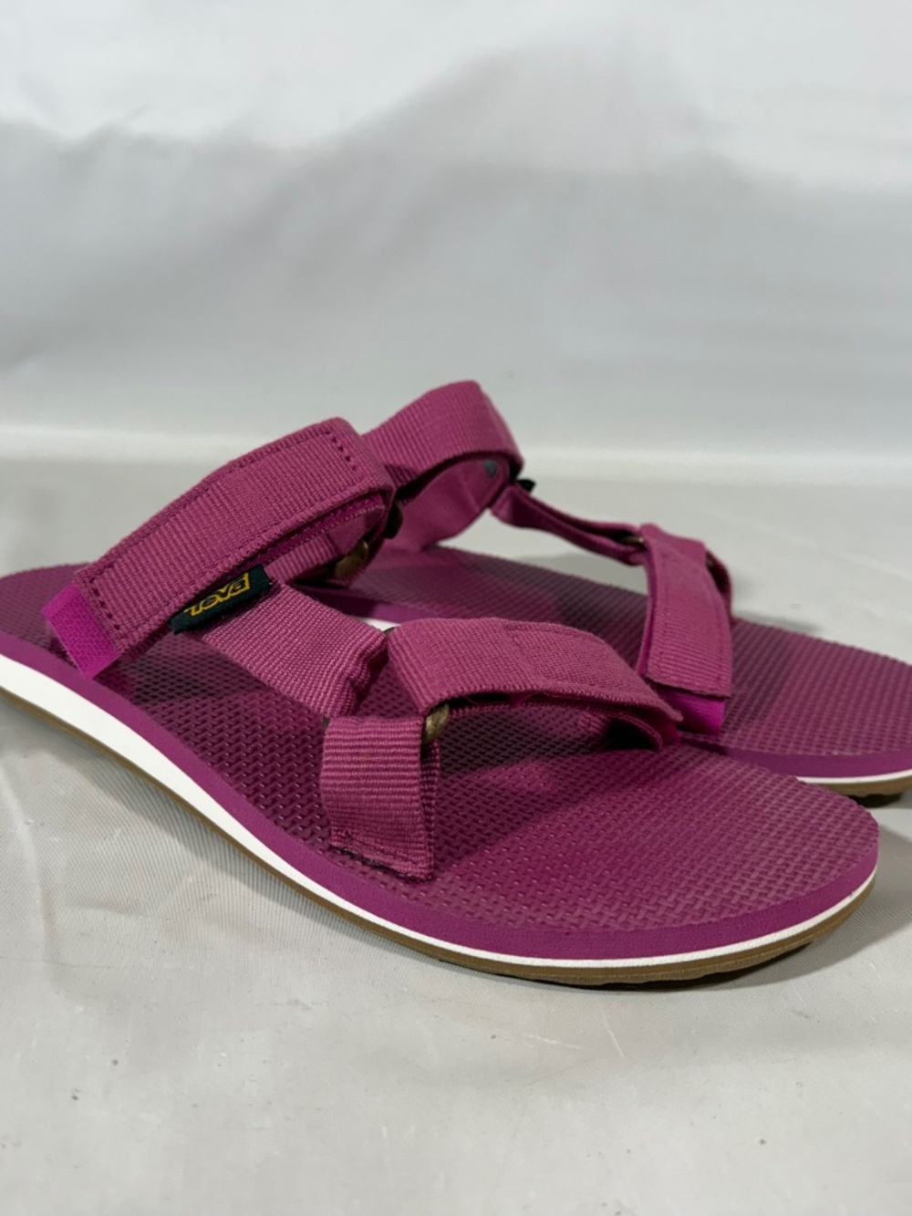 Teva Original Universal Slim Women's Walking Water Sandals Purple Straps 8